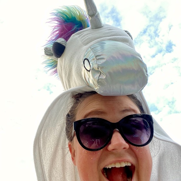 Meet your Posher, Samantha - Picture 1 of 7